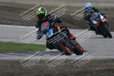 media/Nov-29-2025-TrackDaz (Sat) [[10ae2d9bce]]/B Group/Session 3 (Outside Grapevine)/